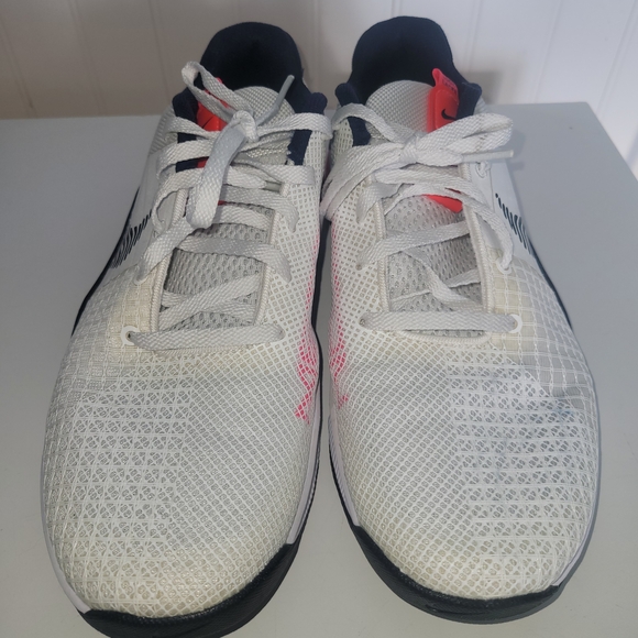 Nike Metcon 8 - Picture 2 of 5